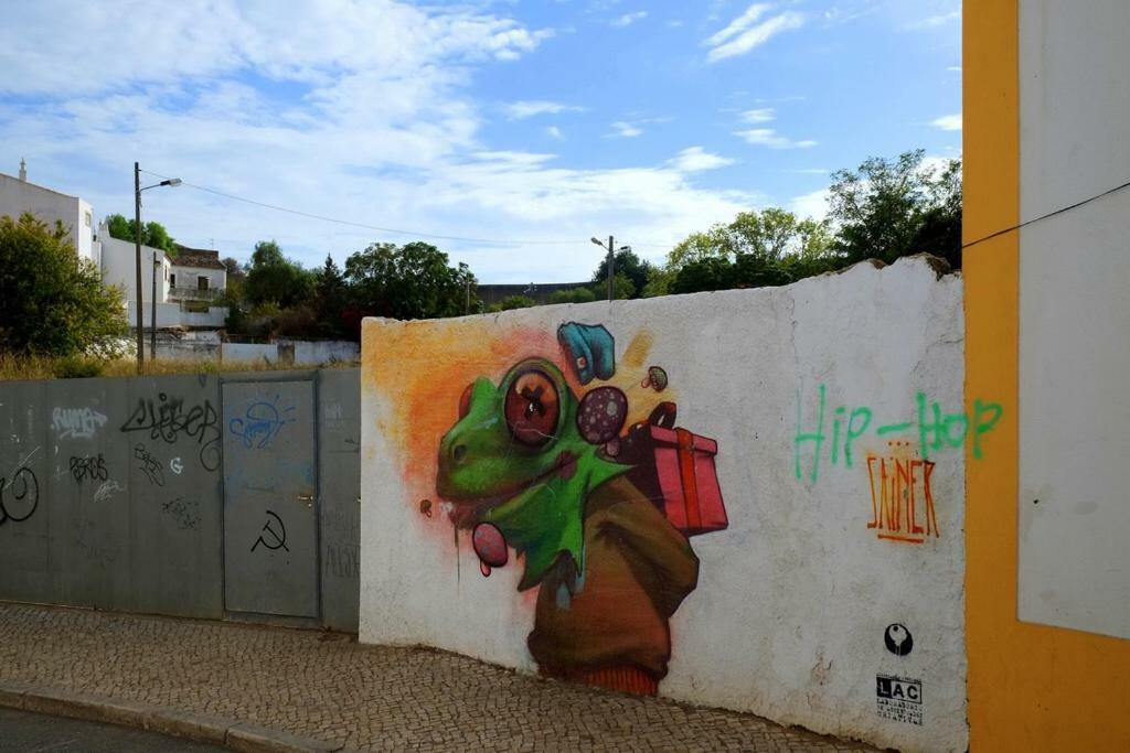 Urban Art Lagos Exterior photo